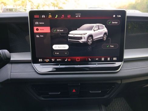 New 2026 Volkswagen Tiguan SE R-Line AWD/4WD image 18