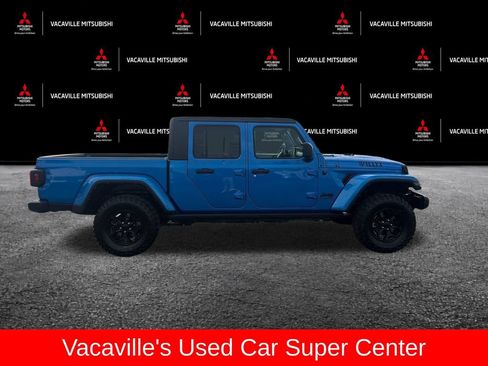 Used 2022 Jeep Gladiator Sport AWD/4WD image 6
