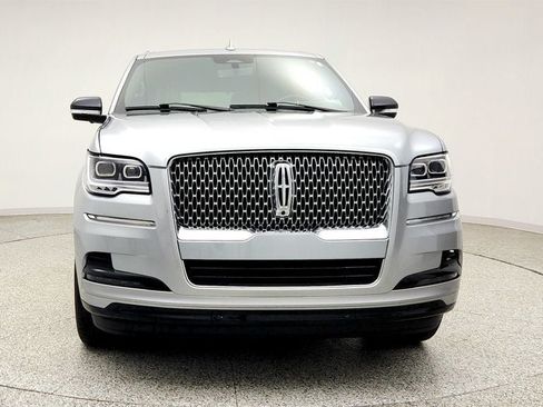 Used 2022 Lincoln Navigator Reserve RWD image 2