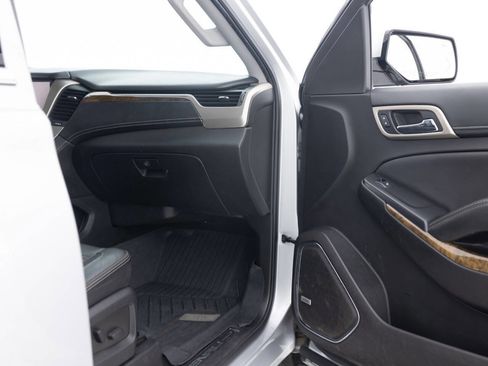 Used 2016 GMC Yukon XL Denali w/ Open Road Package image 28
