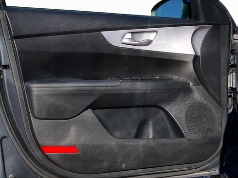 Used 2024 Kia Forte LXS FWD image 21