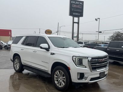 Used 2022 GMC Yukon SLT w/ SLT Premium Package