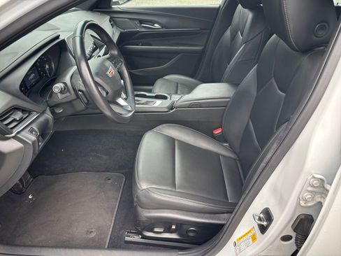 Used 2024 Cadillac CT4 Luxury image 23