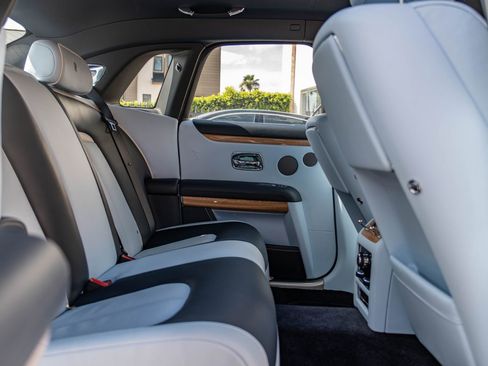 Used 2022 Rolls-Royce Ghost w/ Ghost Package image 32