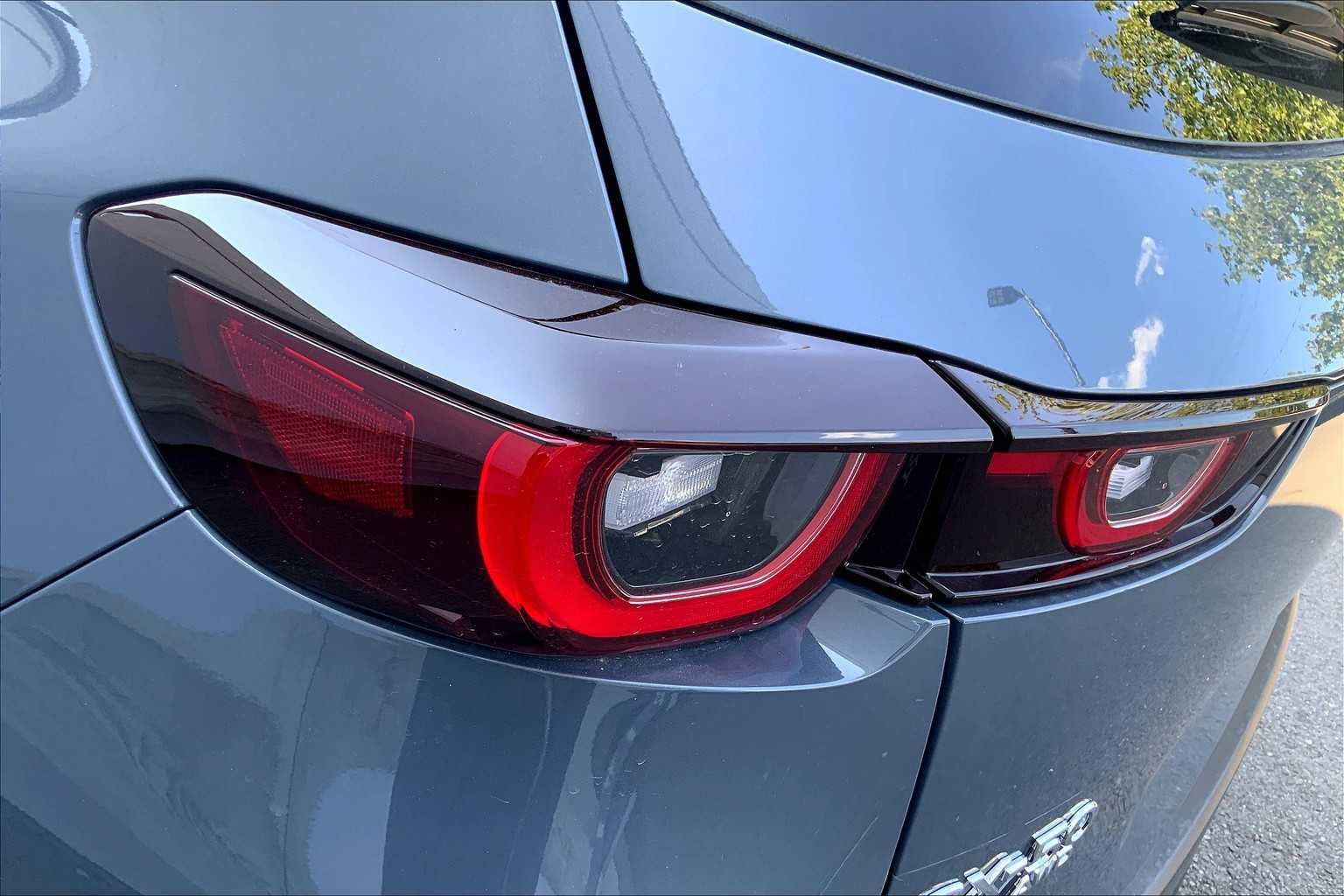 Certified 2025 MAZDA CX-50 AWD 2.5 Hybrid w/ Premium Pkg image 5