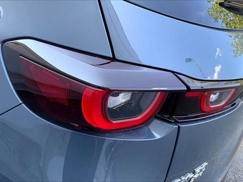 Used 2025 MAZDA CX-50 AWD 2.5 Hybrid w/ Premium Pkg image 5
