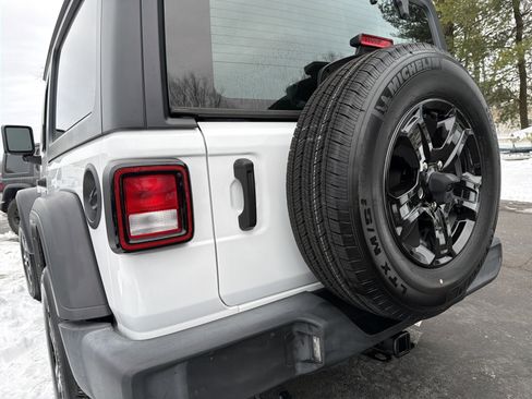 Certified 2021 Jeep Wrangler Sport S image 8