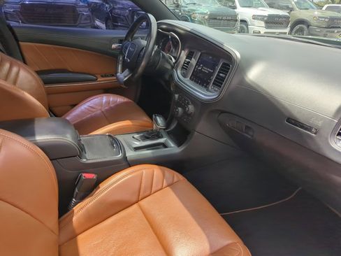 Used 2021 Dodge Charger SRT Hellcat w/ Navigation & Travel Group image 19