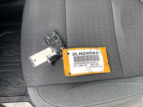 Used 2021 GMC Sierra 1500 Elevation image 32