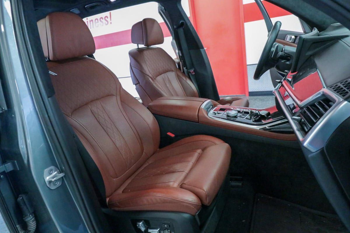 Used 2024 BMW X7 M60i w/ Executive Package AWD/4WD image 31