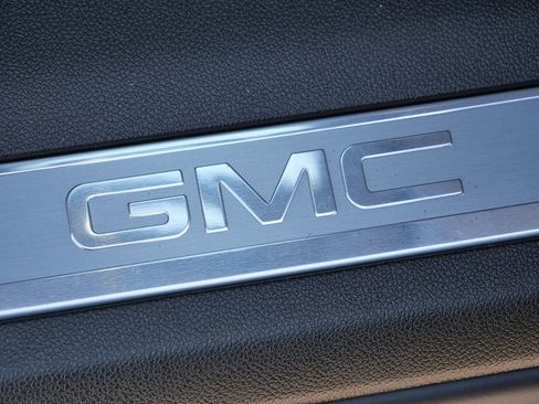 New 2026 GMC Yukon Elevation w/ Elevation Premium Package AWD/4WD image 26