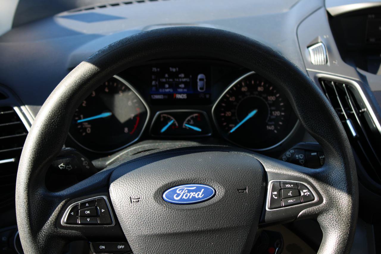 Used 2018 Ford Escape SE FWD image 10