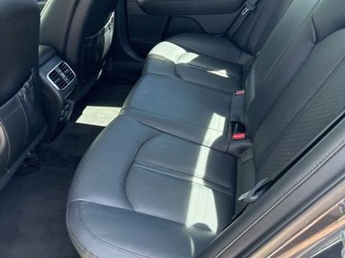 Used 2018 Kia Optima EX w/ Premium Package image 7