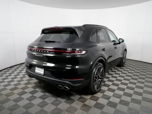 New 2026 Porsche Cayenne S AWD/4WD image 31