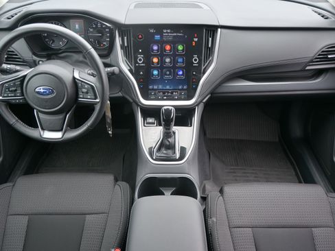 Used 2025 Subaru Outback Premium AWD/4WD image 30