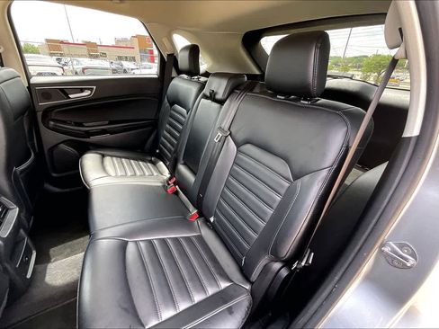 Used 2024 Ford Edge SEL image 29