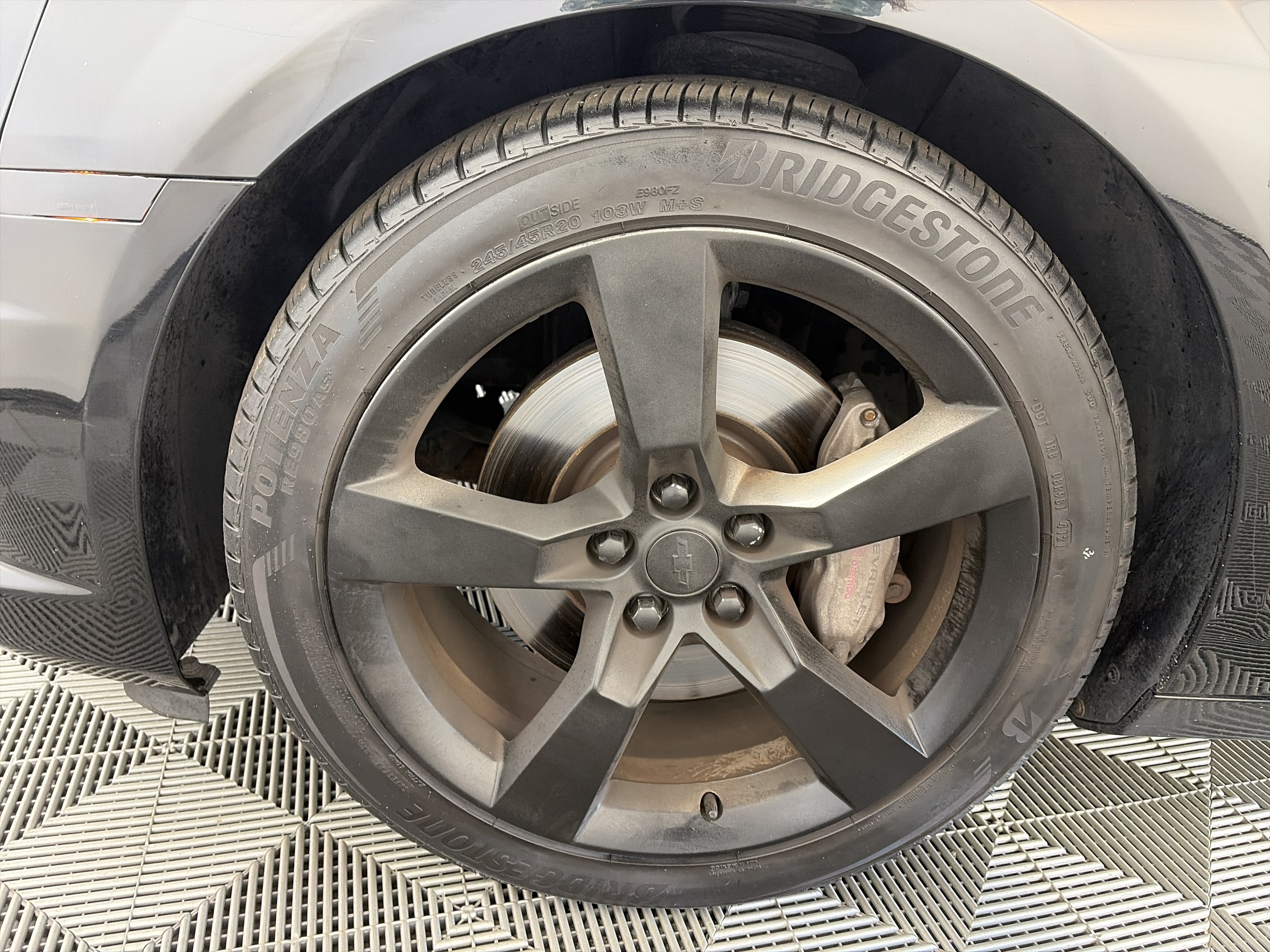Used 2011 Chevrolet Camaro SS RWD image 12