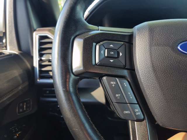 Used 2020 Ford Expedition Limited w/ Equipment Group 302A AWD/4WD image 25