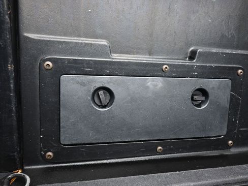 Used 2016 Toyota Tacoma SR w/ SR Convenience Package image 43