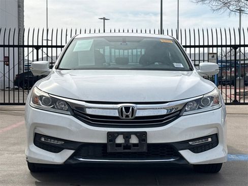Used 2016 Honda Accord EX-L image 3