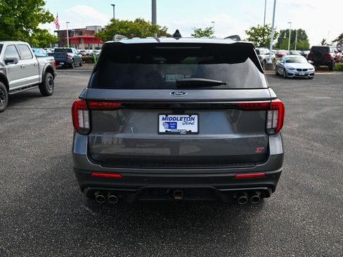 Certified 2025 Ford Explorer ST w/ Sun And Sound Package AWD/4WD image 6