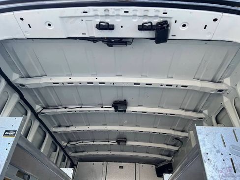 Used 2017 Nissan NV 2500 SV w/ Technology Package image 21