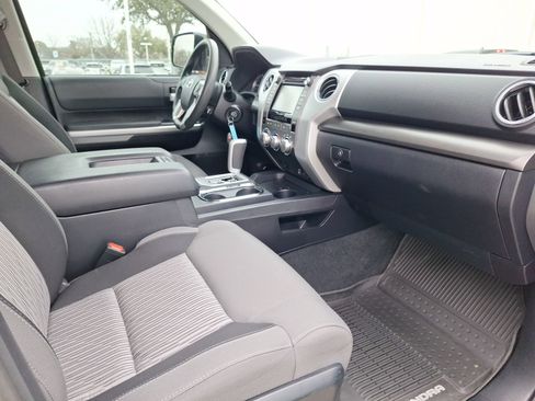 Used 2017 Toyota Tundra SR5 w/ SR5 Upgrade Package image 36