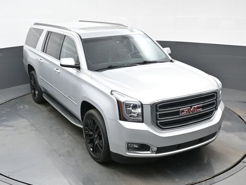 Used 2016 GMC Yukon XL SLT image 35