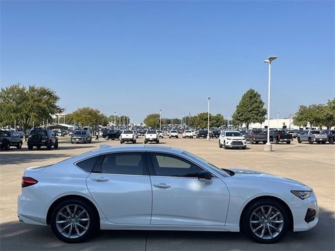 Used 2023 Acura TLX image 3