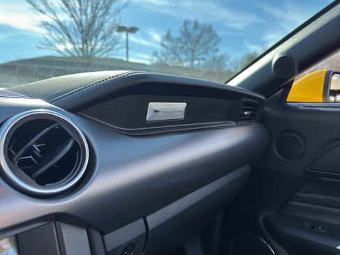 Used 2018 Ford Mustang Premium w/ Equipment Group 201A image 16