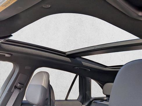 New 2026 Mercedes-Benz GLC 300 GLC 300 image 15