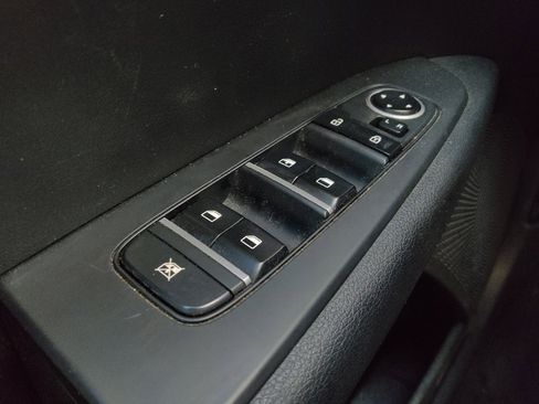 Used 2023 Kia Forte LXS FWD image 27