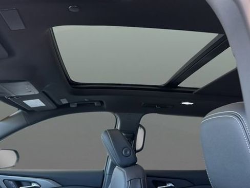 New 2026 Chevrolet Traverse LT image 16