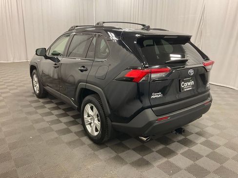 Used 2019 Toyota RAV4 XLE image 5