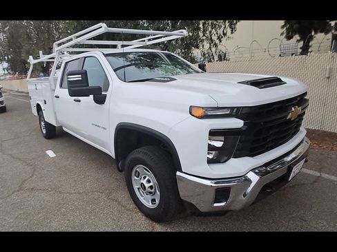 Used 2024 Chevrolet Silverado 2500 W/T w/ WT Convenience Package RWD image 2