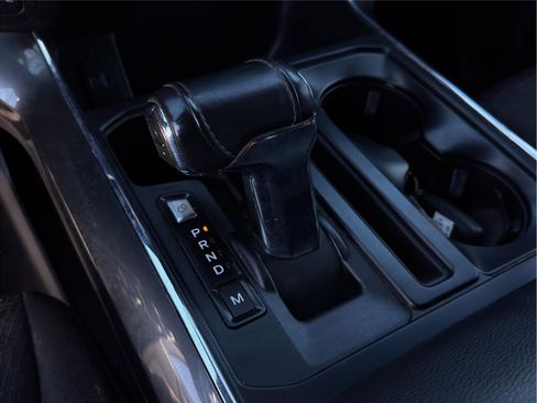 Used 2022 Ford F150 XLT w/ Equipment Group 302A High image 11