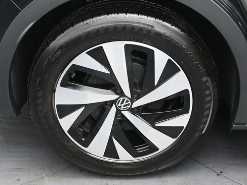 Used 2024 Volkswagen ID.4 2WD image 33