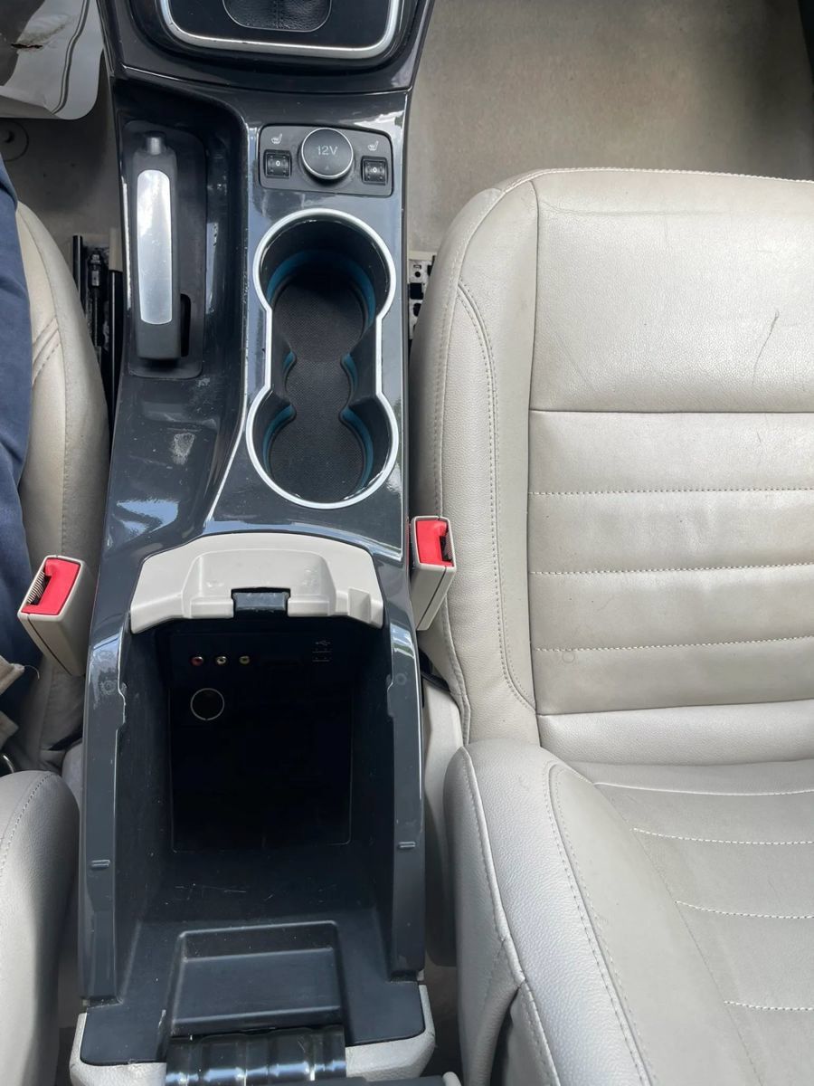 Used 2014 Ford Escape Titanium FWD image 21