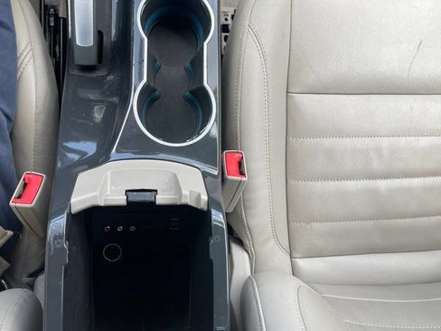 Used 2014 Ford Escape Titanium FWD image 21