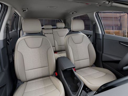 New 2025 Kia Niro EX image 15