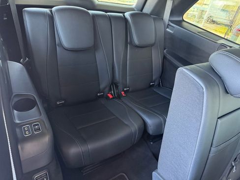 Certified 2024 Mercedes-Benz GLS 450 4MATIC image 24