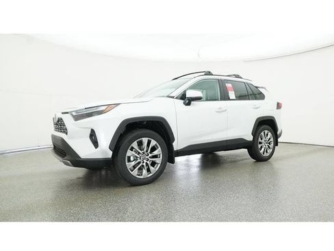 Used 2025 Toyota RAV4 Limited w/ Advanced Technology Package FWD image 23