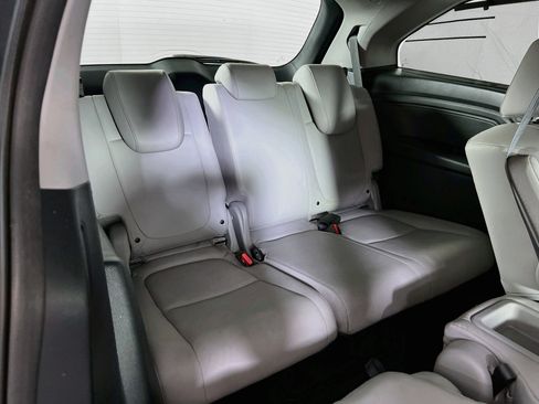 Used 2023 Honda Odyssey Touring image 29