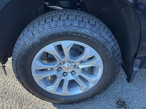 New 2026 Chevrolet Silverado 1500 LTZ w/ Z71 Off-Road Package image 32