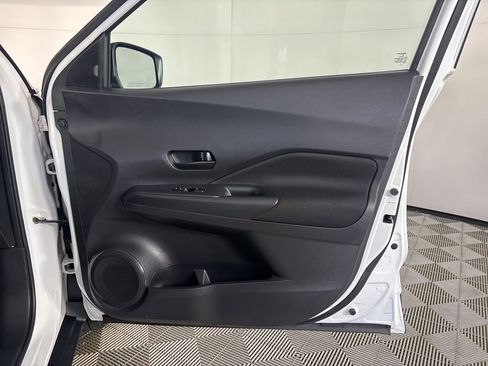 Used 2023 Nissan Kicks S image 25