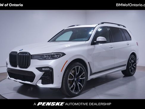 Used 2022 BMW X7 xDrive40i w/ M Sport Package AWD/4WD image 1