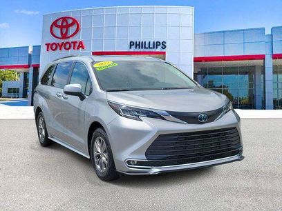 Certified 2023 Toyota Sienna XLE