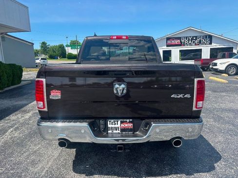 Used 2016 RAM 1500 Laramie w/ Convenience Group AWD/4WD image 7