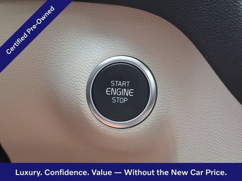 Certified 2023 Volvo XC40 B5 Ultimate w/ Protection Package Premier AWD/4WD image 24
