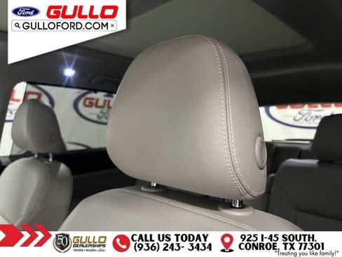 Used 2021 Volkswagen Atlas SE w/ Panoramic Sunroof Package AWD/4WD image 18